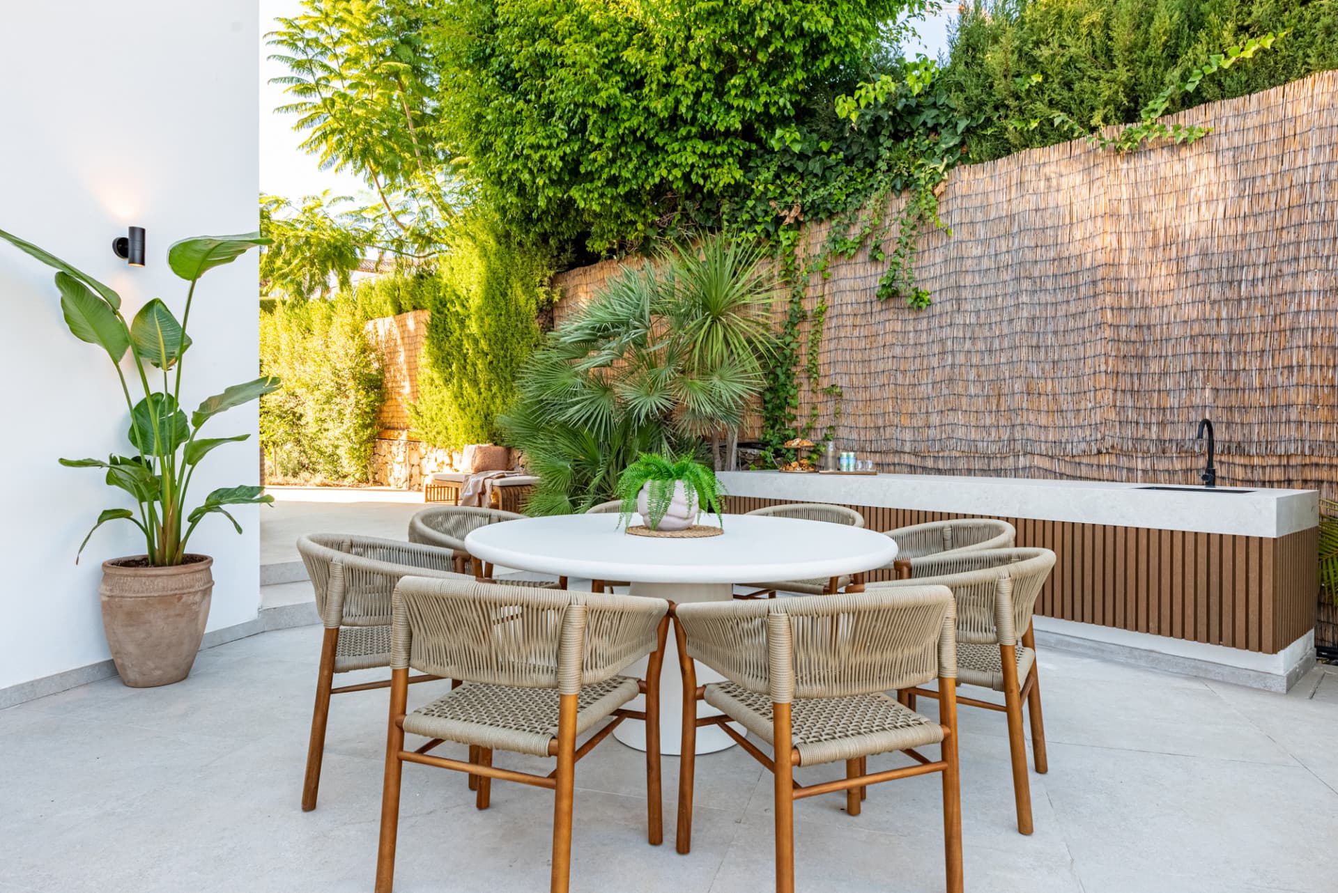Top-renovated villa hidden inside a gated community in Nueva Andalucía.