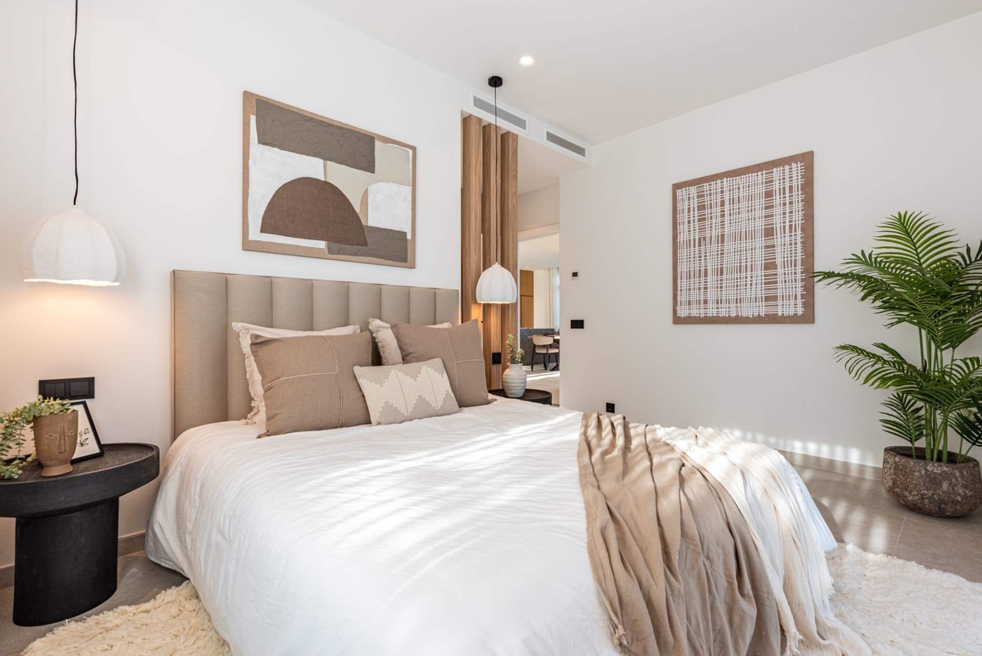 Top-renovated villa hidden inside a gated community in Nueva Andalucía.