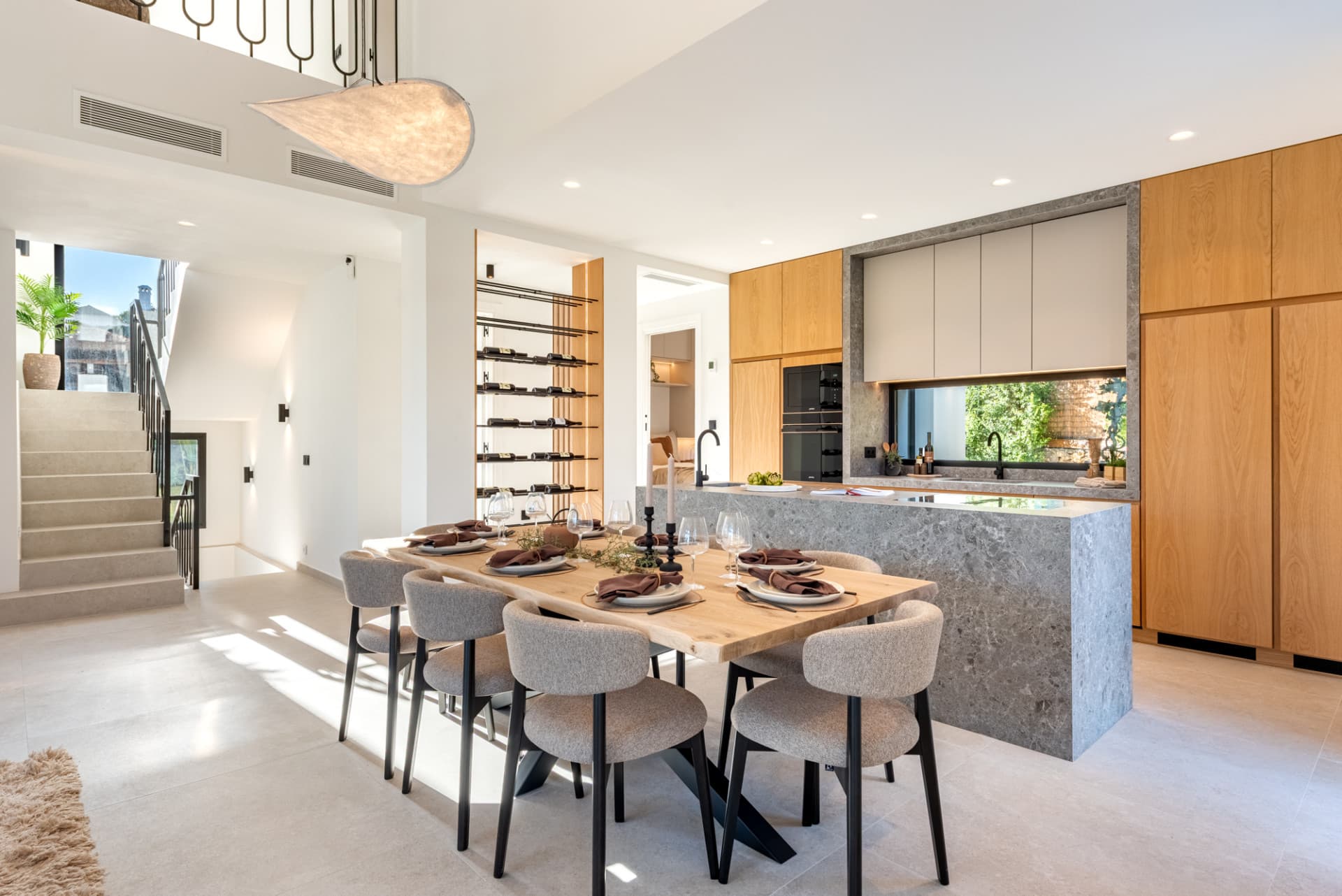 Top-renovated villa hidden inside a gated community in Nueva Andalucía.