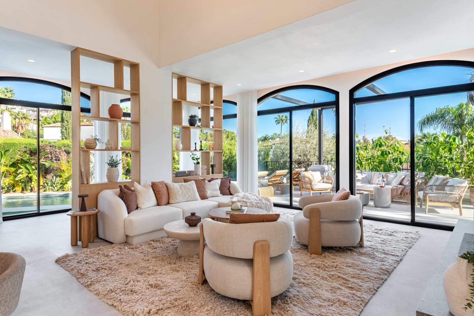 Top-renovated villa hidden inside a gated community in Nueva Andalucía.
