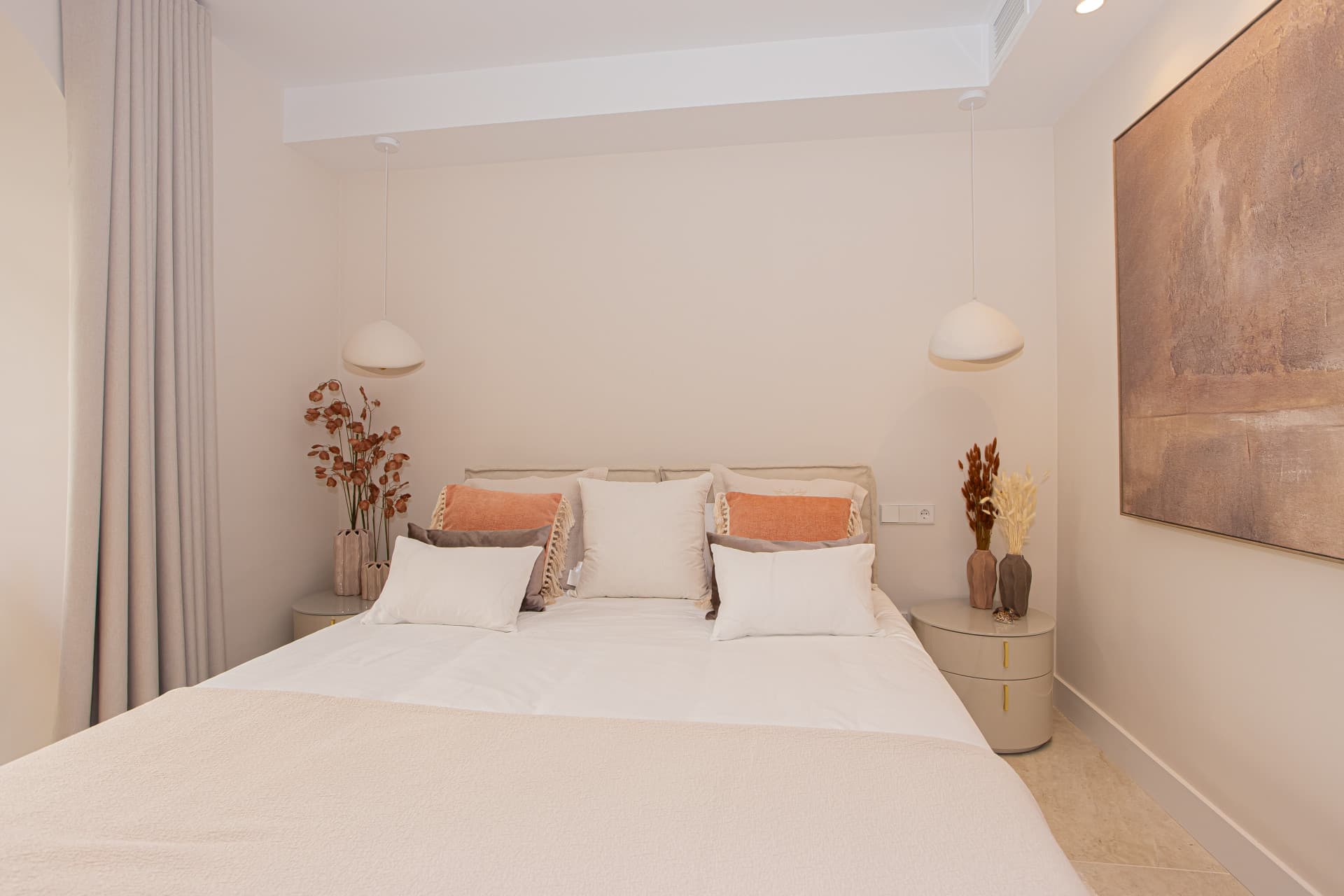 Aloha Garden — Fully Renovated 4-Bedroom Duplex Penthouse
