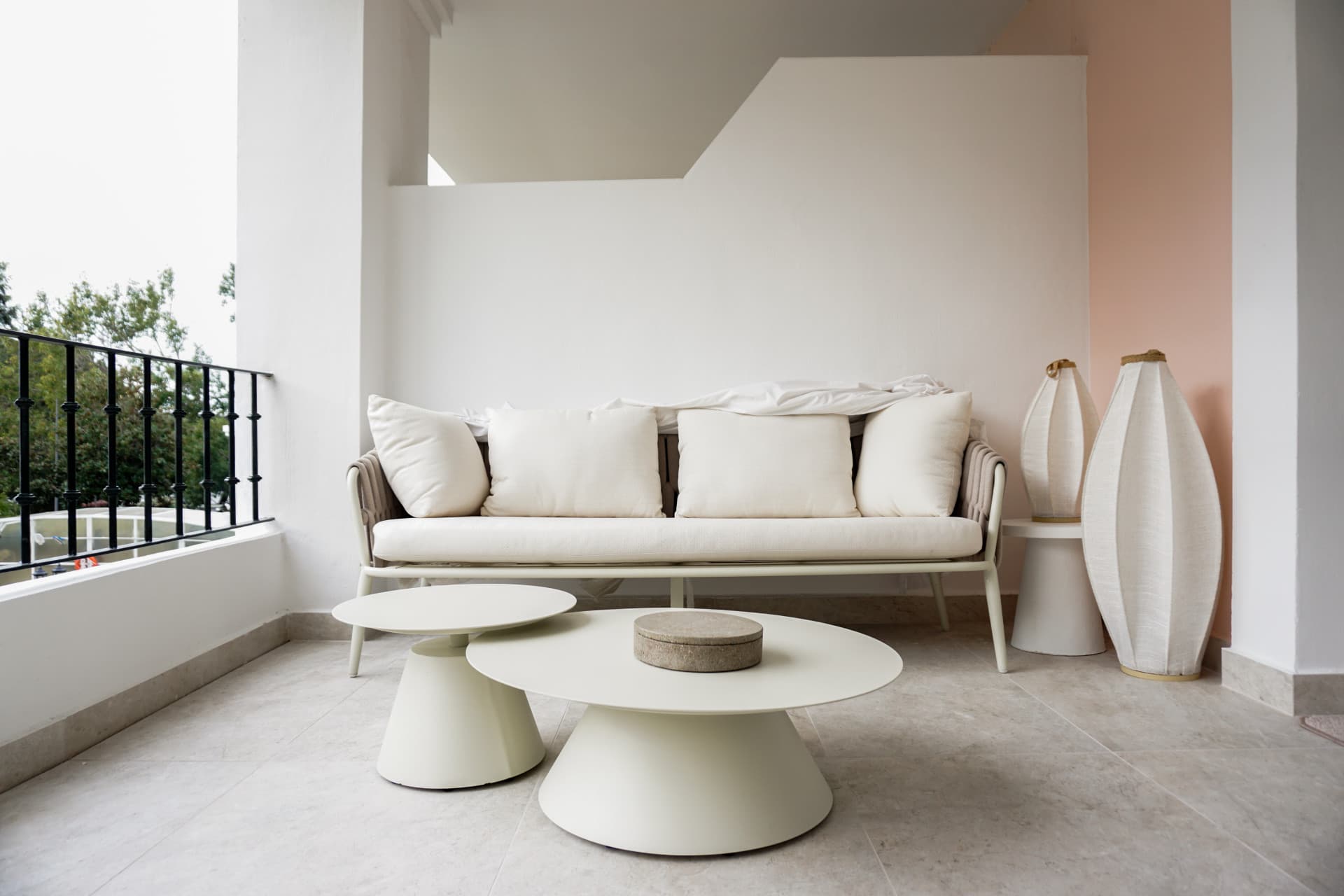 Aloha Garden — Fully Renovated 4-Bedroom Duplex Penthouse
