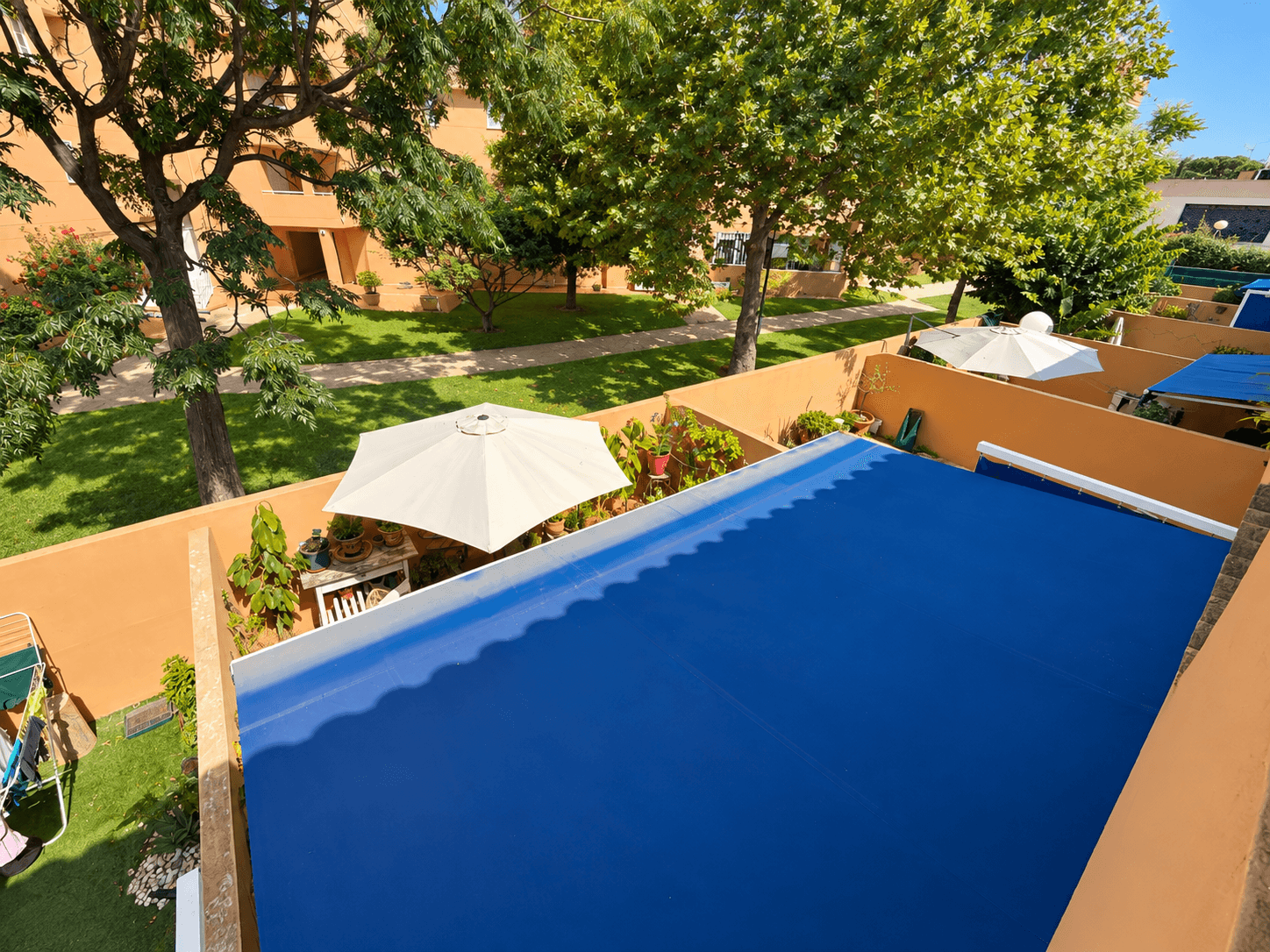 Beachside Family Townhouse in Elviria, Marbella East