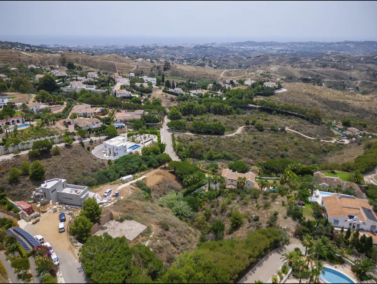Expansive Plot with Panoramic Views in Valtocado - Mijas