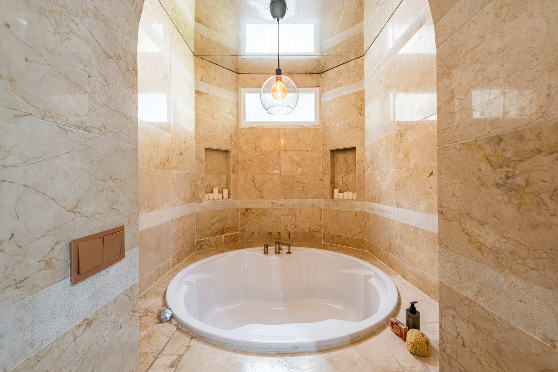 ¡Preciosa villa de una sola planta con un increíble potencial de alquiler!