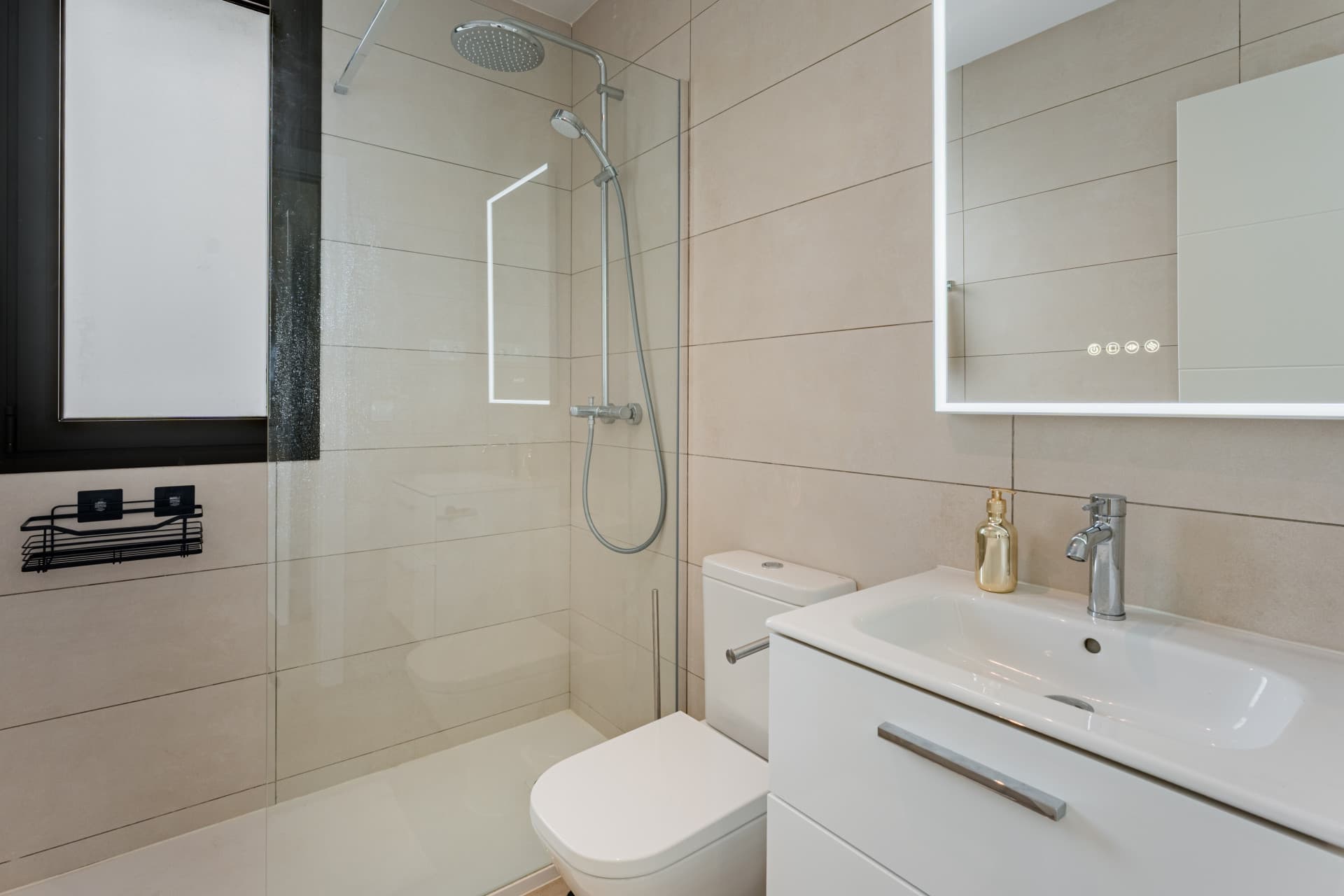 Semi detached villa with Sea views in Riviera Del Sol