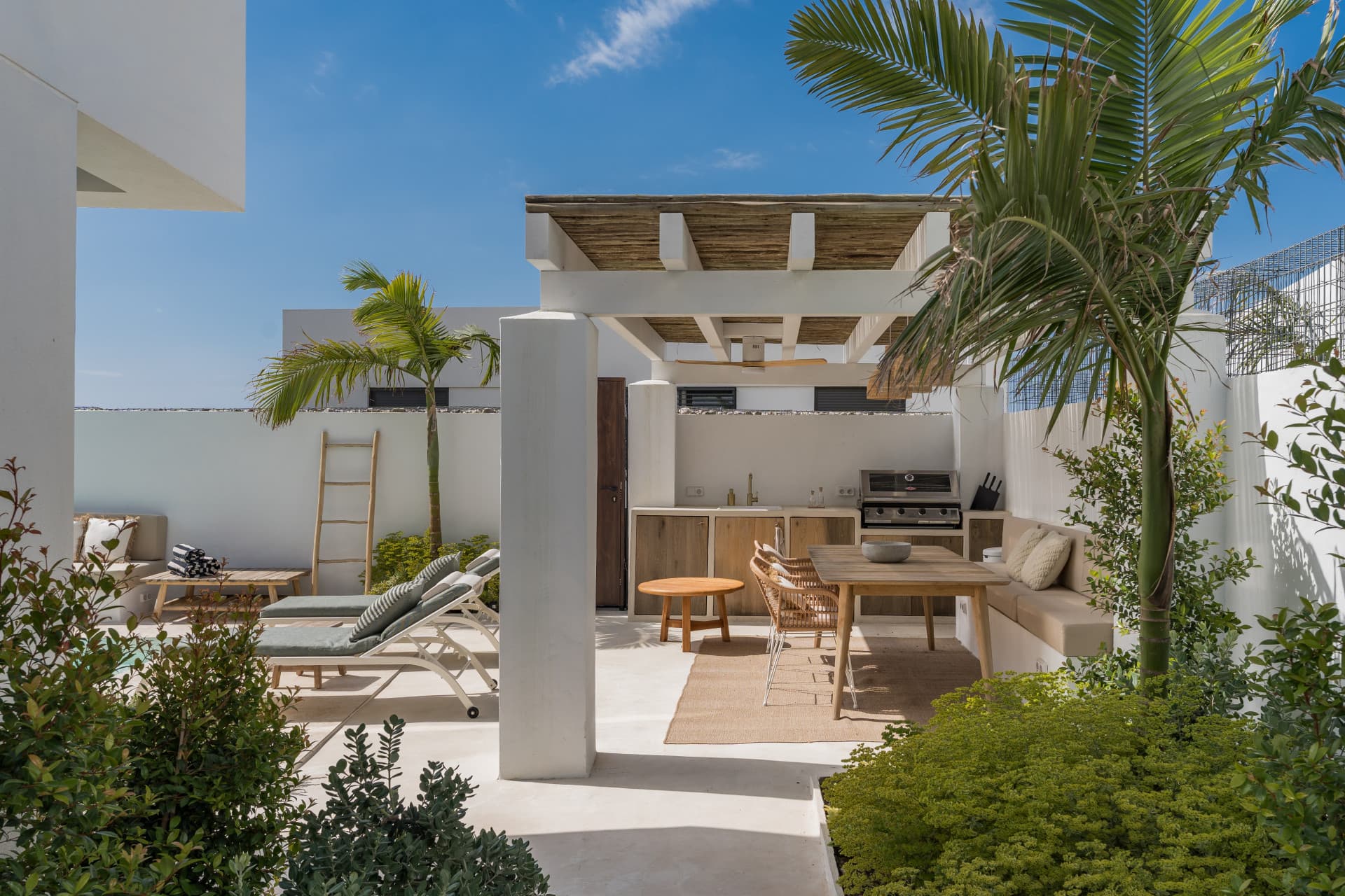Semi detached villa with Sea views in Riviera Del Sol