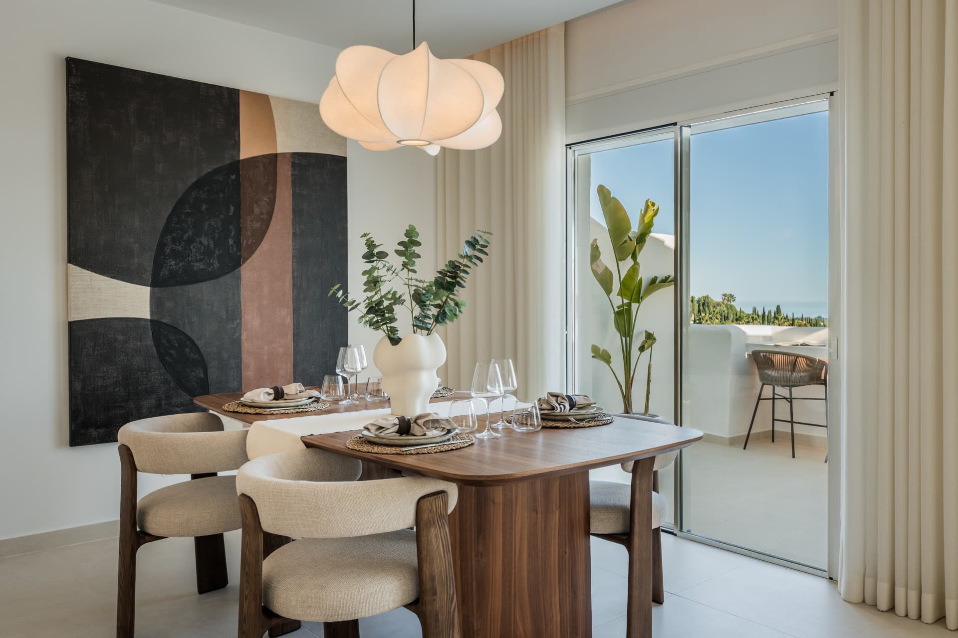 Duplex penthouse with panoramic sea views in Nueva Andalucía