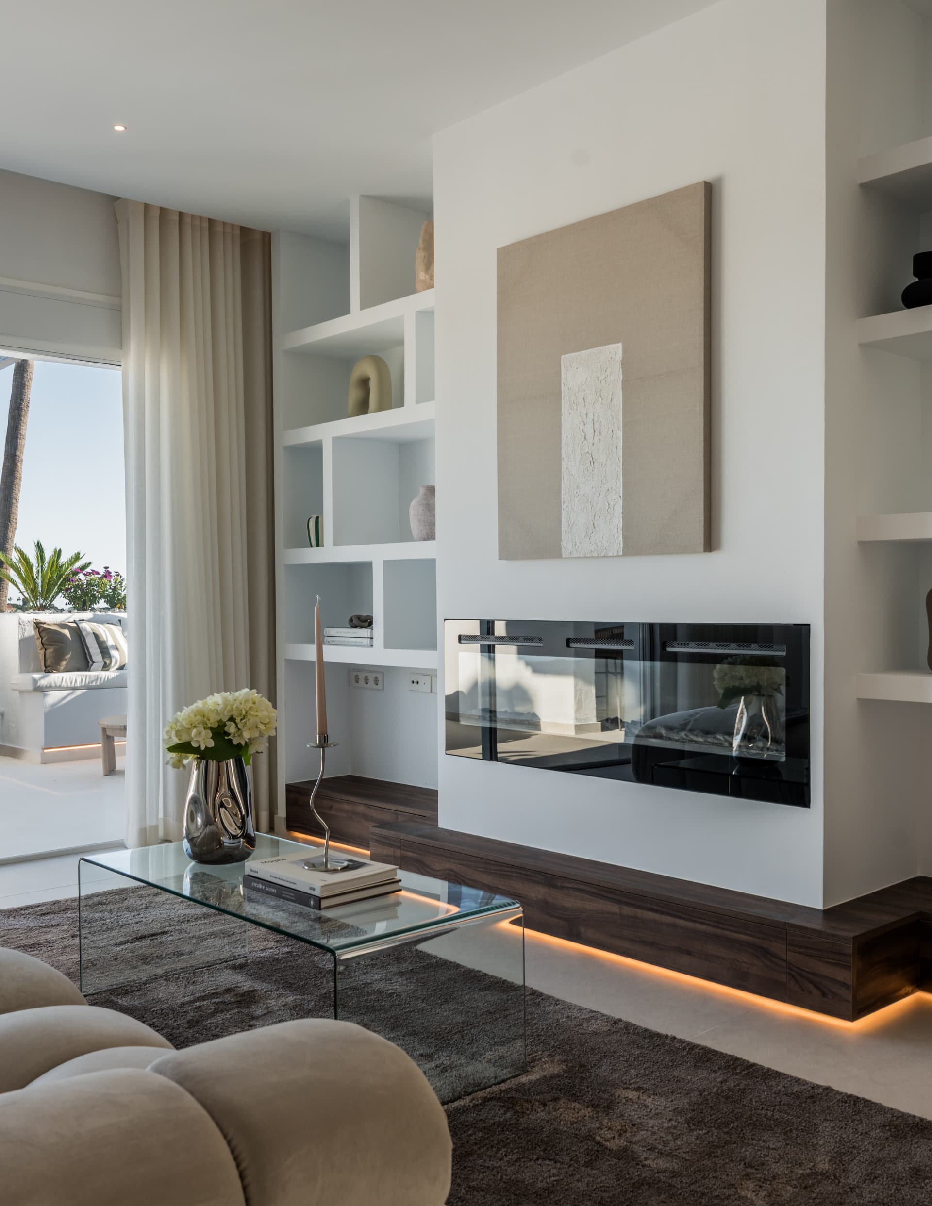 Duplex penthouse with panoramic sea views in Nueva Andalucía