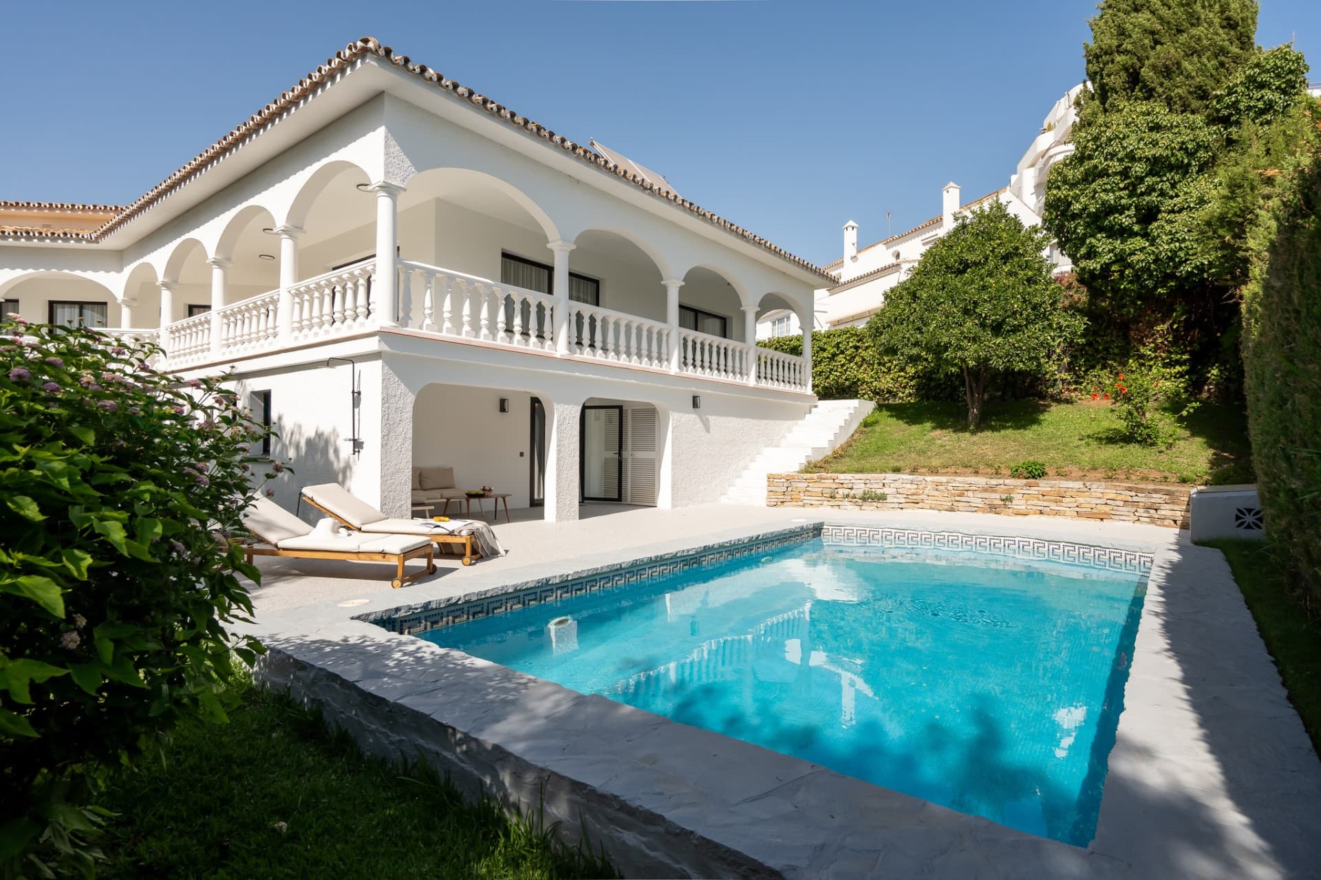 Encantadora villa andaluza en el corazón de Guadalmina