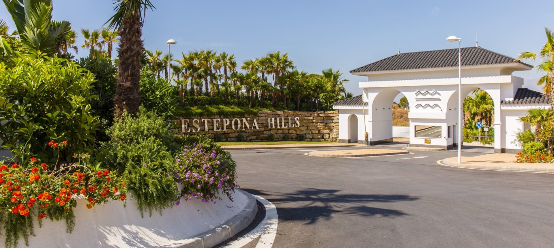 Elegant Designer Apartment for Sale in Mirador de Estepona Hills with Rental License