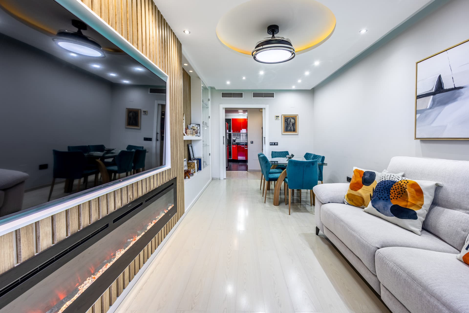 ÁTICO DÚPLEX REFORMADO CON GRAN TERRAZA