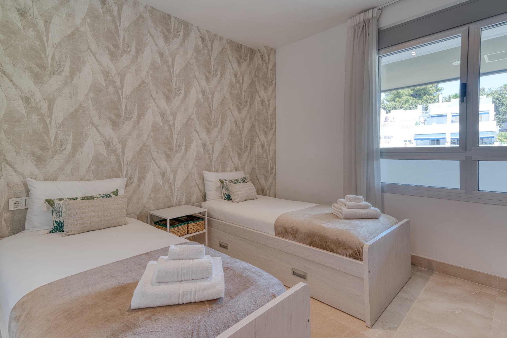 Modern Two-Bedroom Apartment for Rent in Nueva Andalucía, Marbella