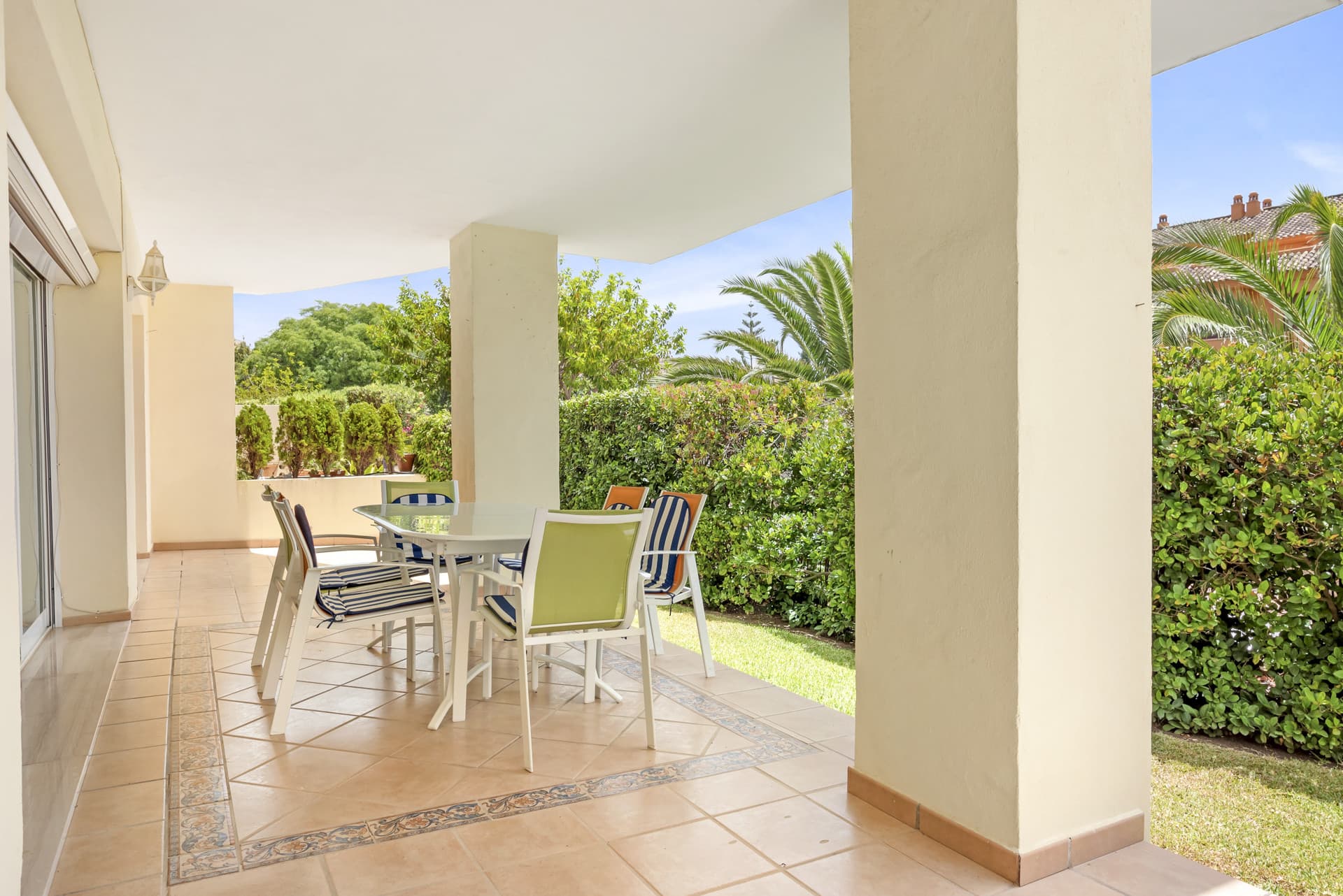 Renovated 3-Bedroom Apartment in Bahía Vista Hermosa, Marbella East
