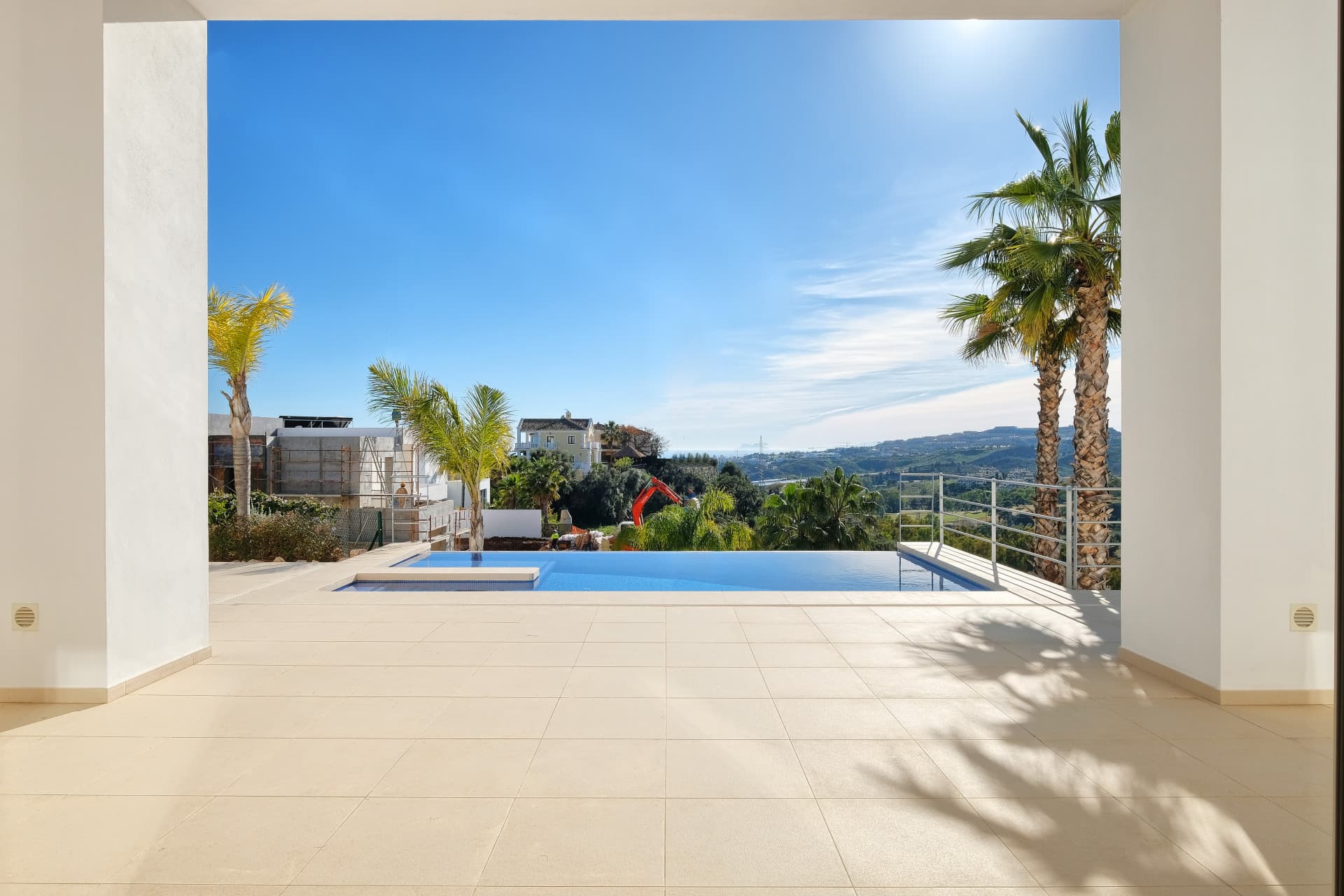 Luxury 4-Bedroom Villa in Puerto del Capitán, Benahavís with Panoramic Views