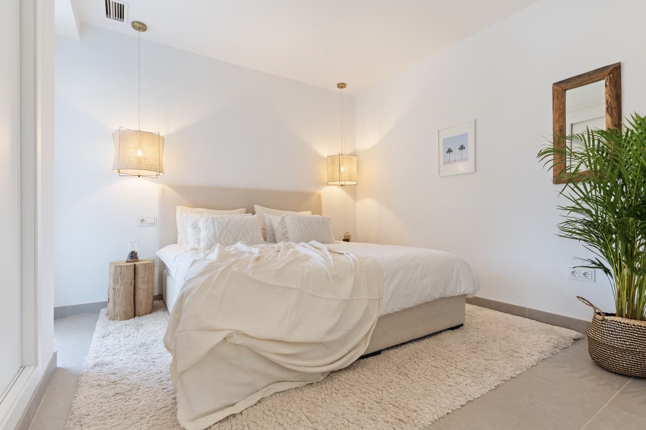 Luxury 6-Bedroom Villa in La Resina Golf, Estepona
