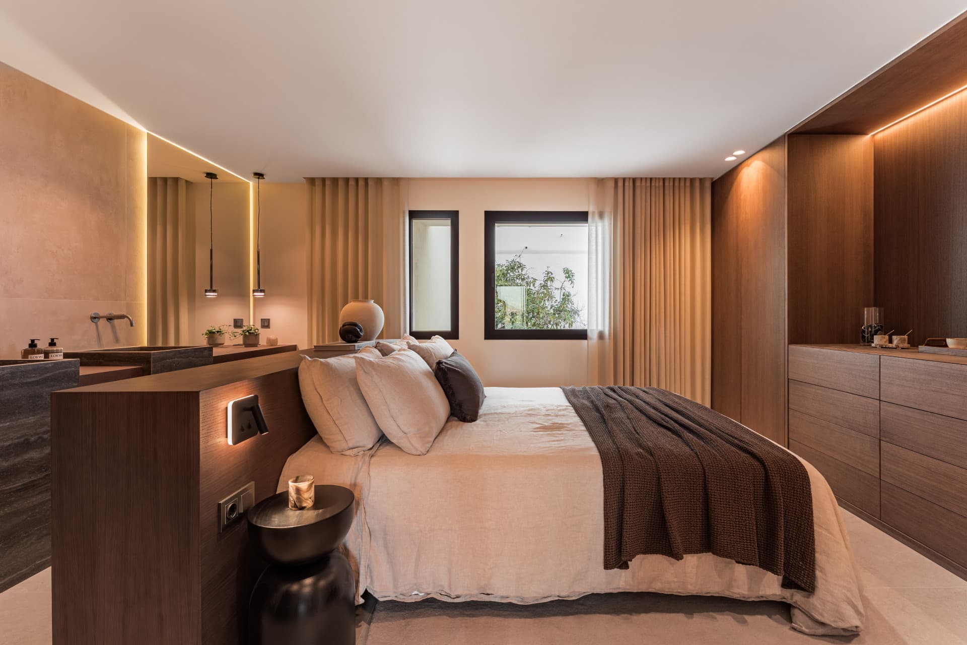 Casa Suma - Luxury 3-Bedroom Townhouse in Aloha, Nueva Andalucía