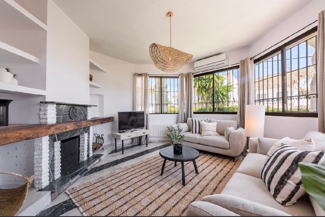 3-Bedroom Villa in Monte Biarritz on the New Golden Mile