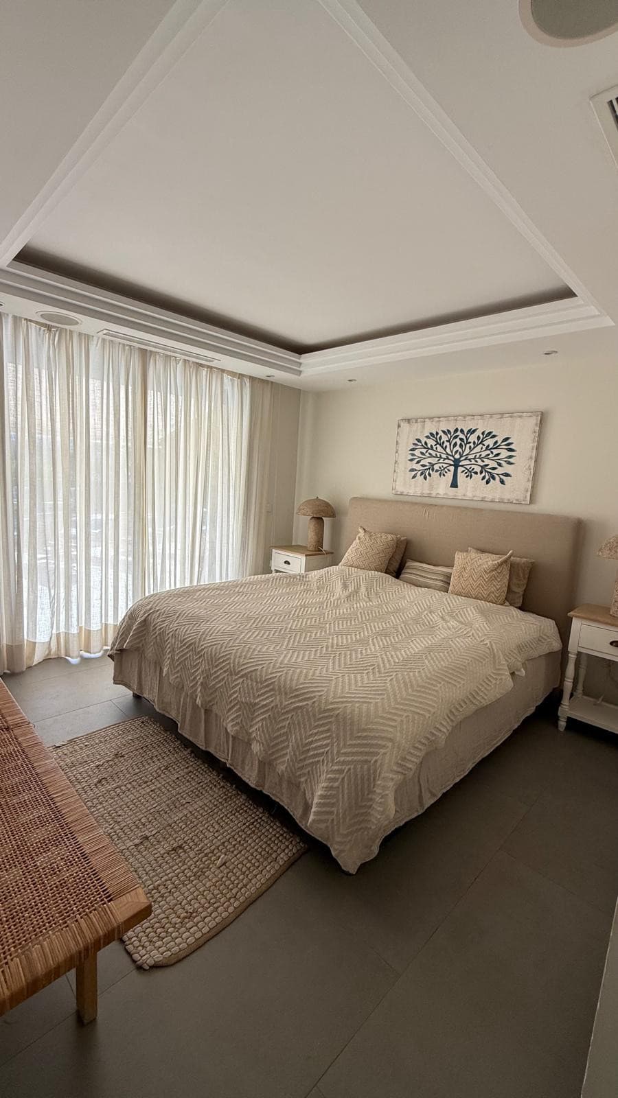 Luxury 5-Bedroom Villa in Los Naranjos, Nueva Andalucía