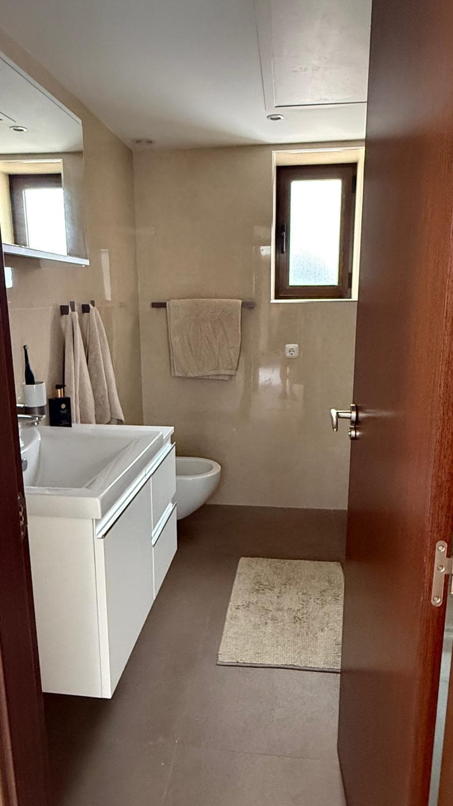 Luxury 5-Bedroom Villa in Los Naranjos, Nueva Andalucía