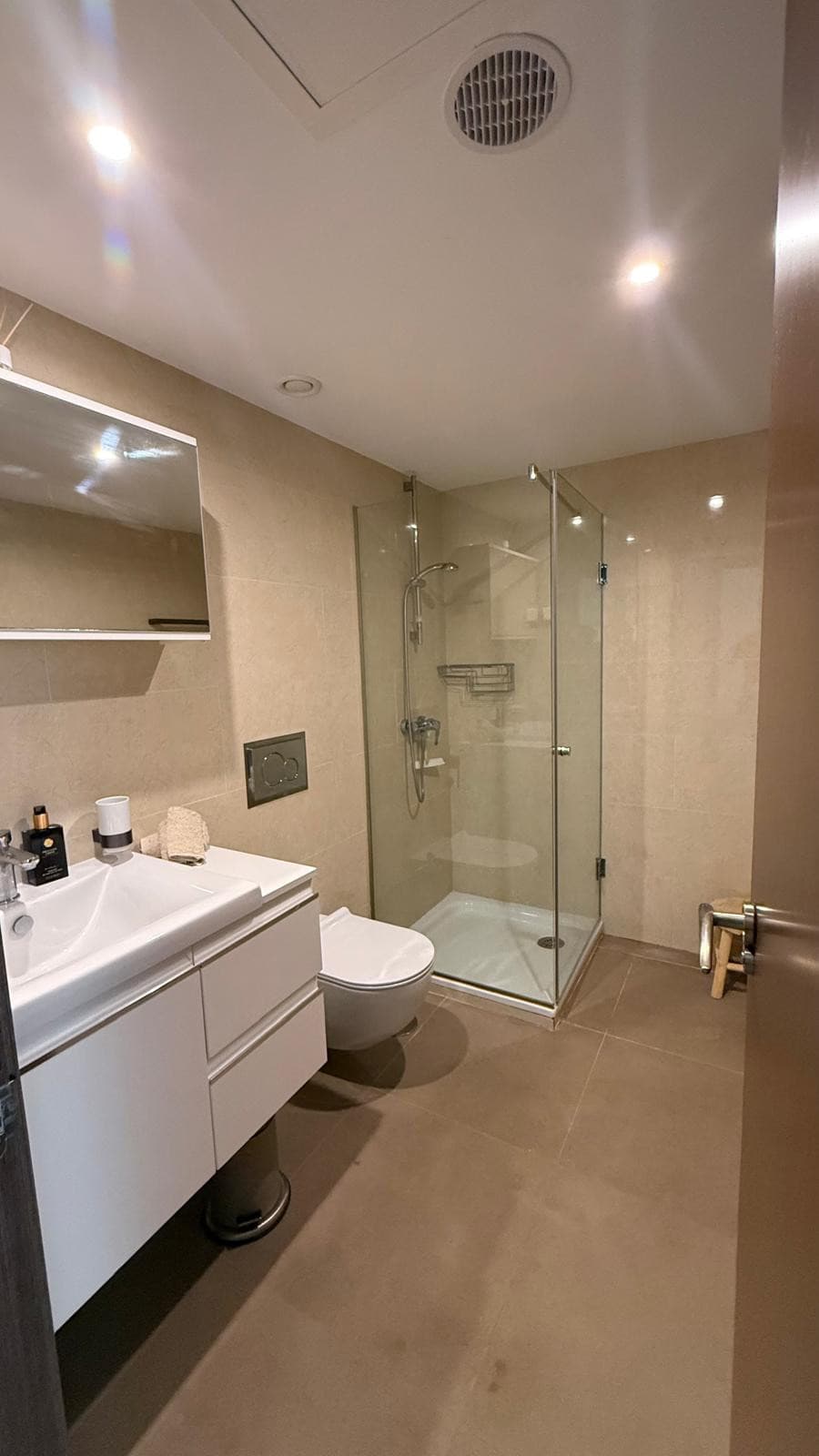 Luxury 5-Bedroom Villa in Los Naranjos, Nueva Andalucía
