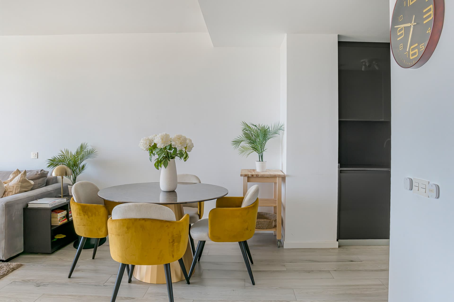 Modern 3-Bedroom Apartment in Oceana Views, Cancelada – New Golden Mile
