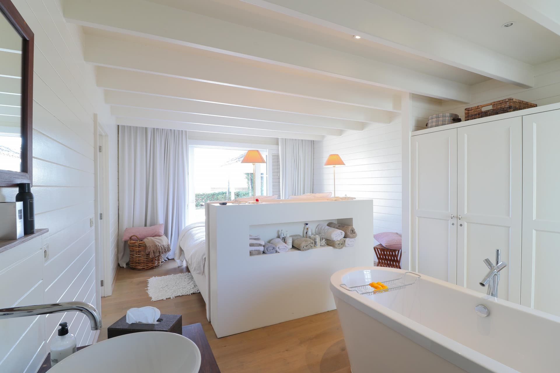 Luxury 4-Bedroom Villa in La Alquería, Benahavís with Sea & La Concha Views