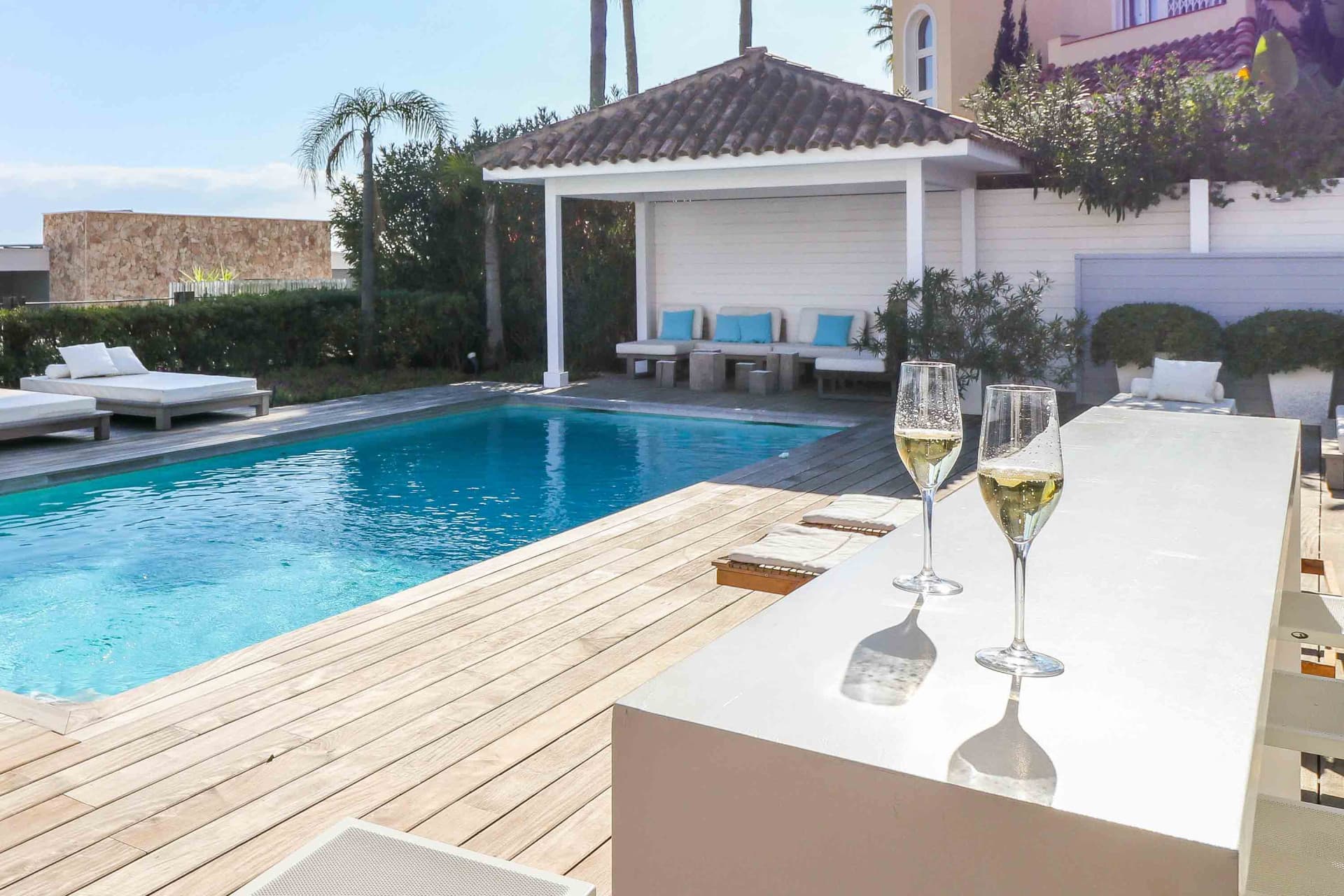 Luxury 4-Bedroom Villa in La Alquería, Benahavís with Sea & La Concha Views