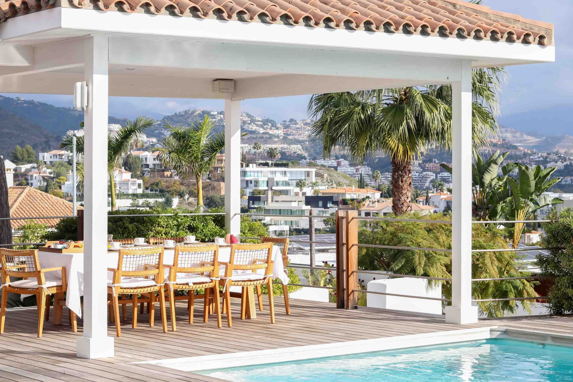 Luxury 4-Bedroom Villa in La Alquería, Benahavís with Sea & La Concha Views