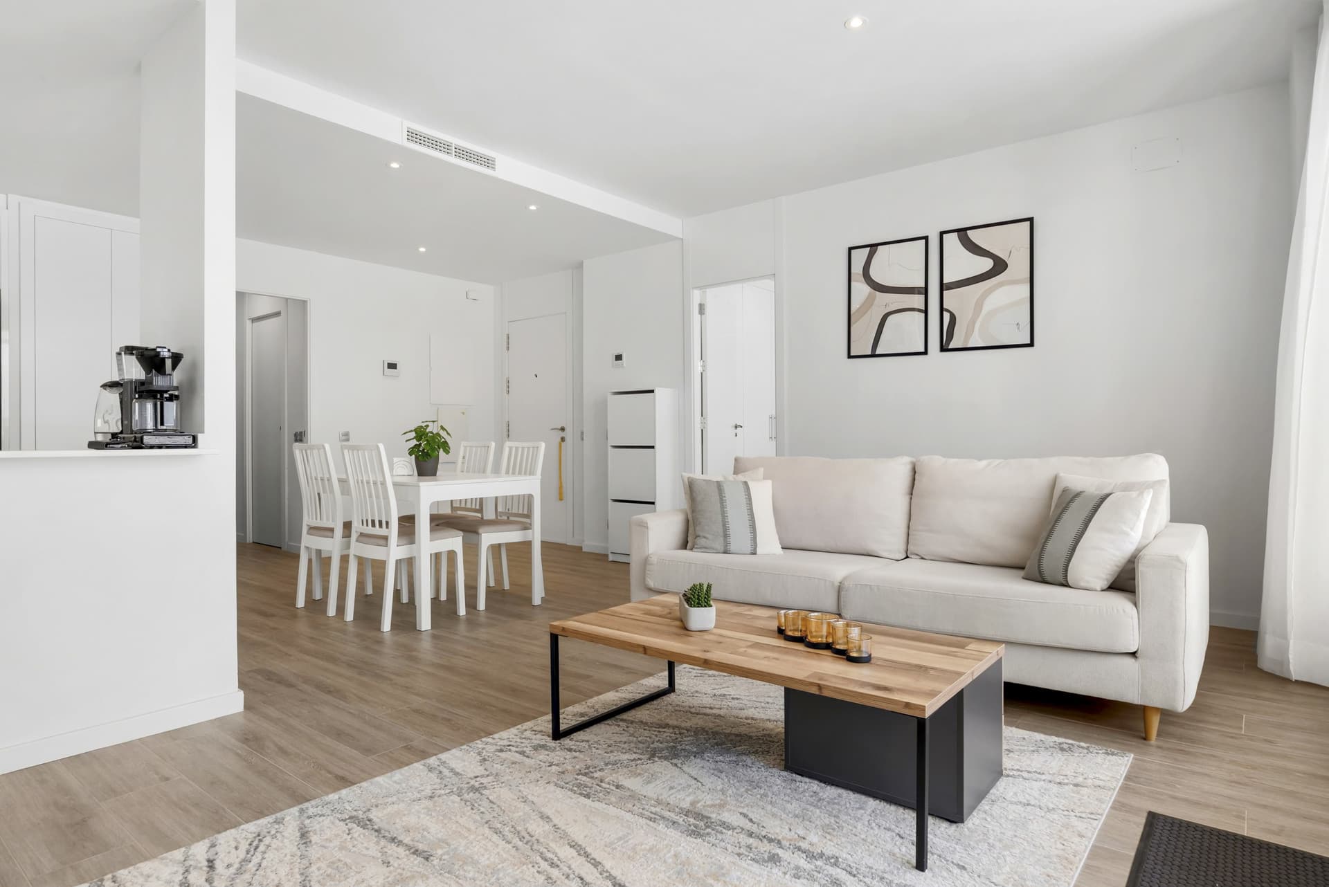 Cancelada Contemporary Apartment