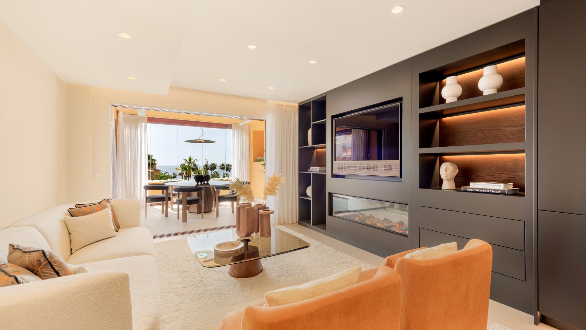 Luxury 3-Bedroom Beachfront Apartment in Los Granados del Mar, Estepona, Direct Beach Access & Resort-Style Amenities