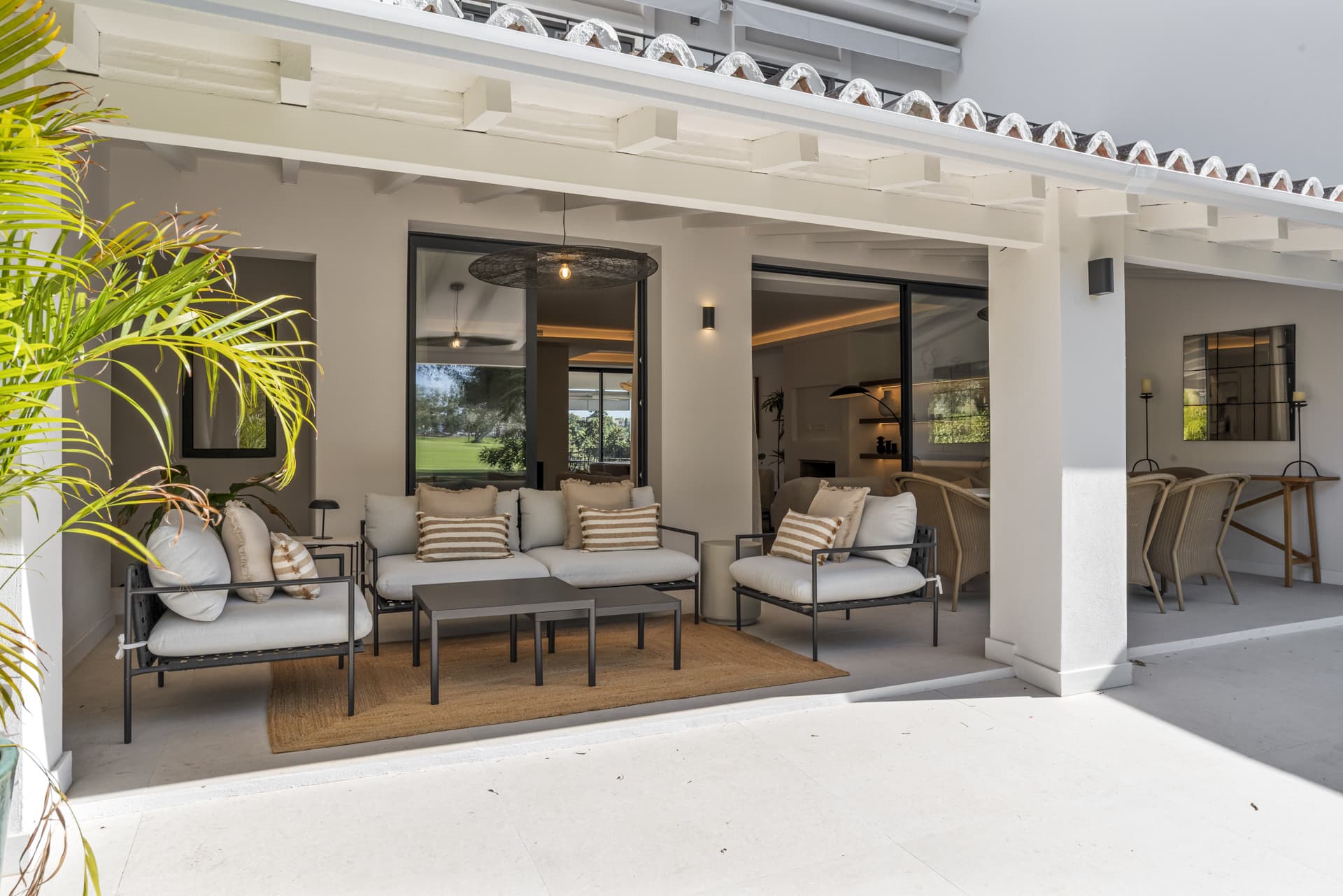 Luxury Frontline Golf Townhouse in Los Olivos, Nueva Andalucía