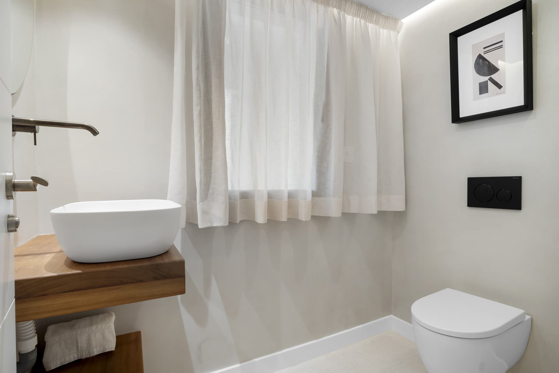 Luxury Frontline Golf Townhouse in Los Olivos, Nueva Andalucía