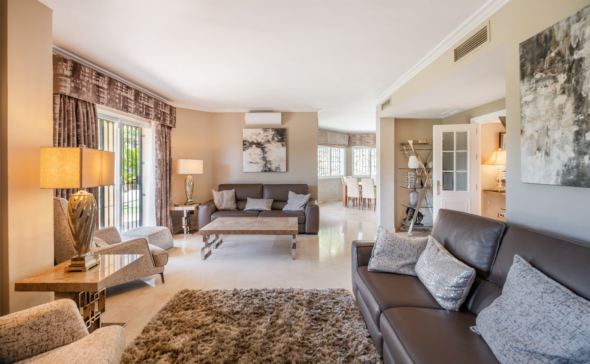 Casa adosada de 4 dormitorios en La Quinta Hills con vistas al mar