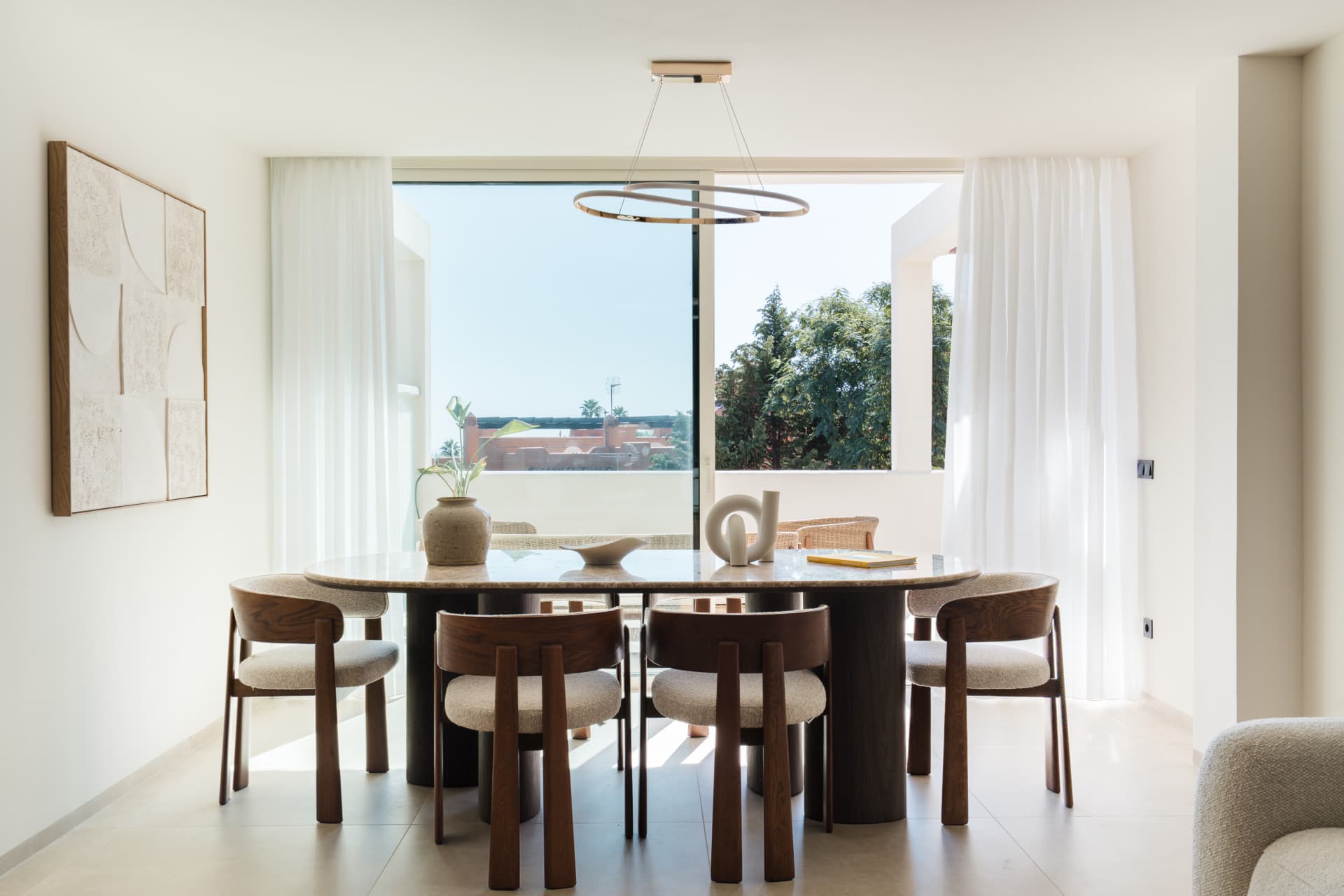 Palacetes 7 - Hermoso apartamento de tres dormitorios completamente renovado en La Cerquilla con vistas al mar.