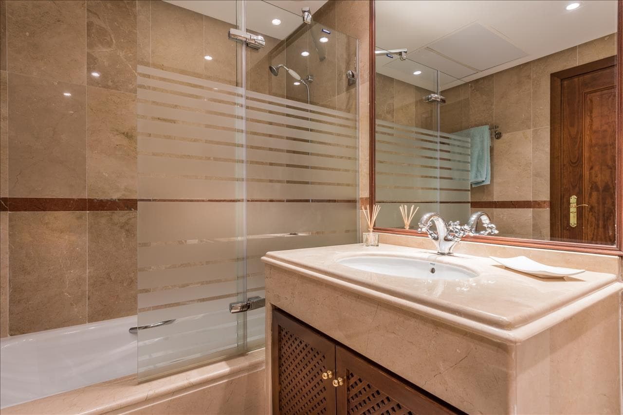 Apartment in Frontline Beach Urbanization Do you want to live in an authentic paradise? This apartment is for you!
