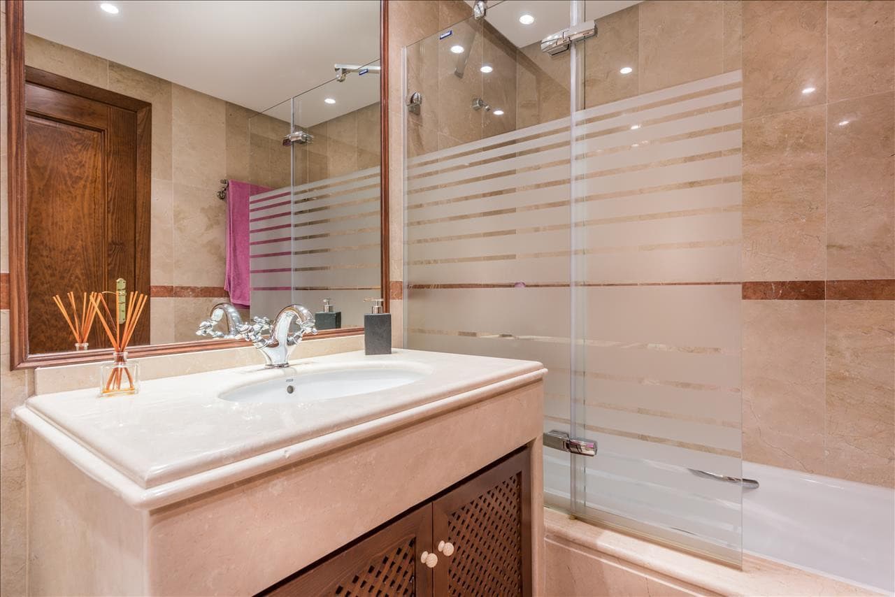 Apartment in Frontline Beach Urbanization Do you want to live in an authentic paradise? This apartment is for you!
