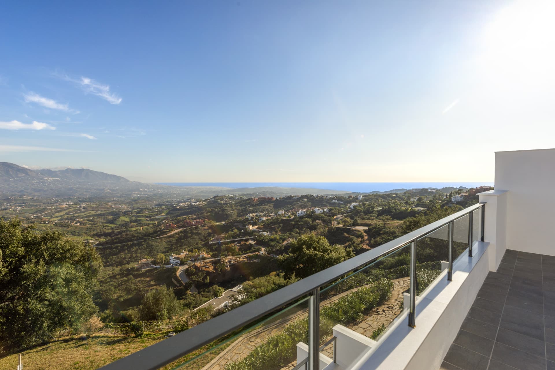 Every morning you can contemplate from your terrace how the sun appears on the scene, rising up and showing spectacular