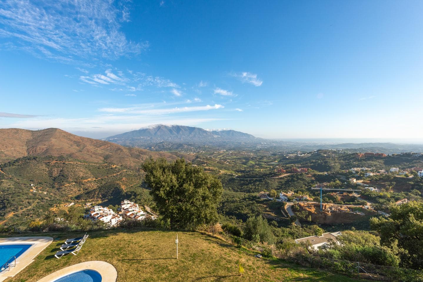 Every morning you can contemplate from your terrace how the sun appears on the scene, rising up and showing spectacular