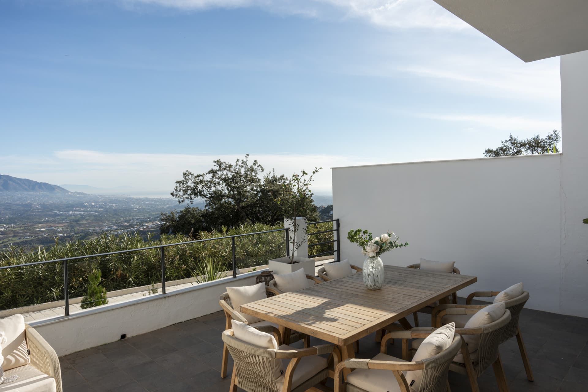 Every morning you can contemplate from your terrace how the sun appears on the scene, rising up and showing spectacular