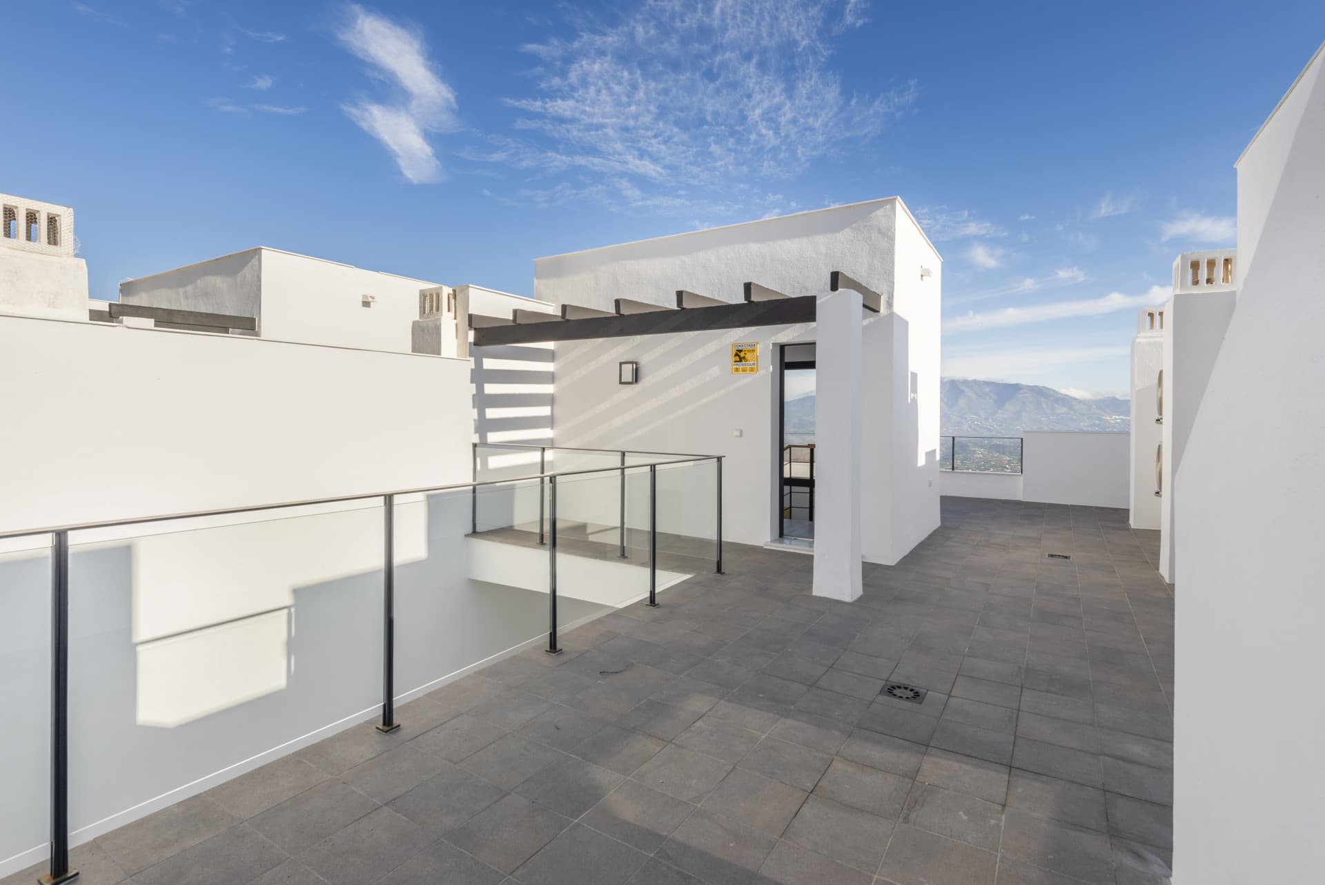 Every morning you can contemplate from your terrace how the sun appears on the scene, rising up and showing spectacular
