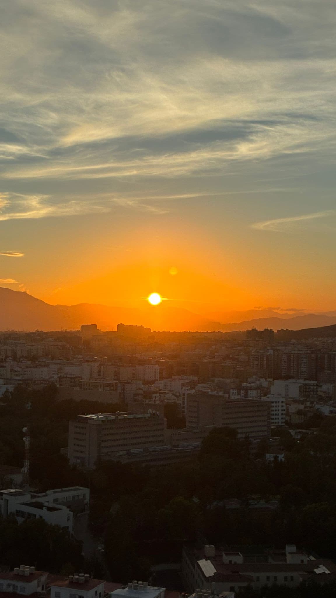Modern Apartment in Malaga Urban Sky Tower – 25th Floor with Stunning City Views