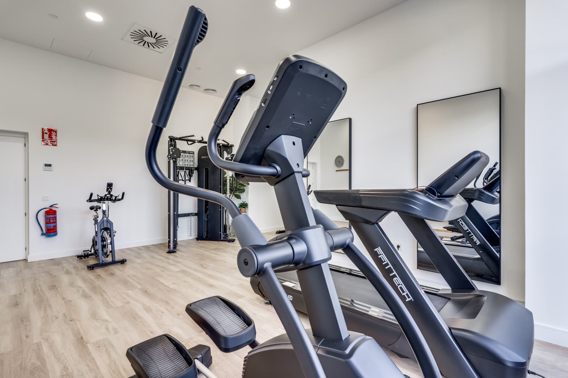 Modern Apartment in Malaga Urban Sky Tower – 25th Floor with Stunning City Views