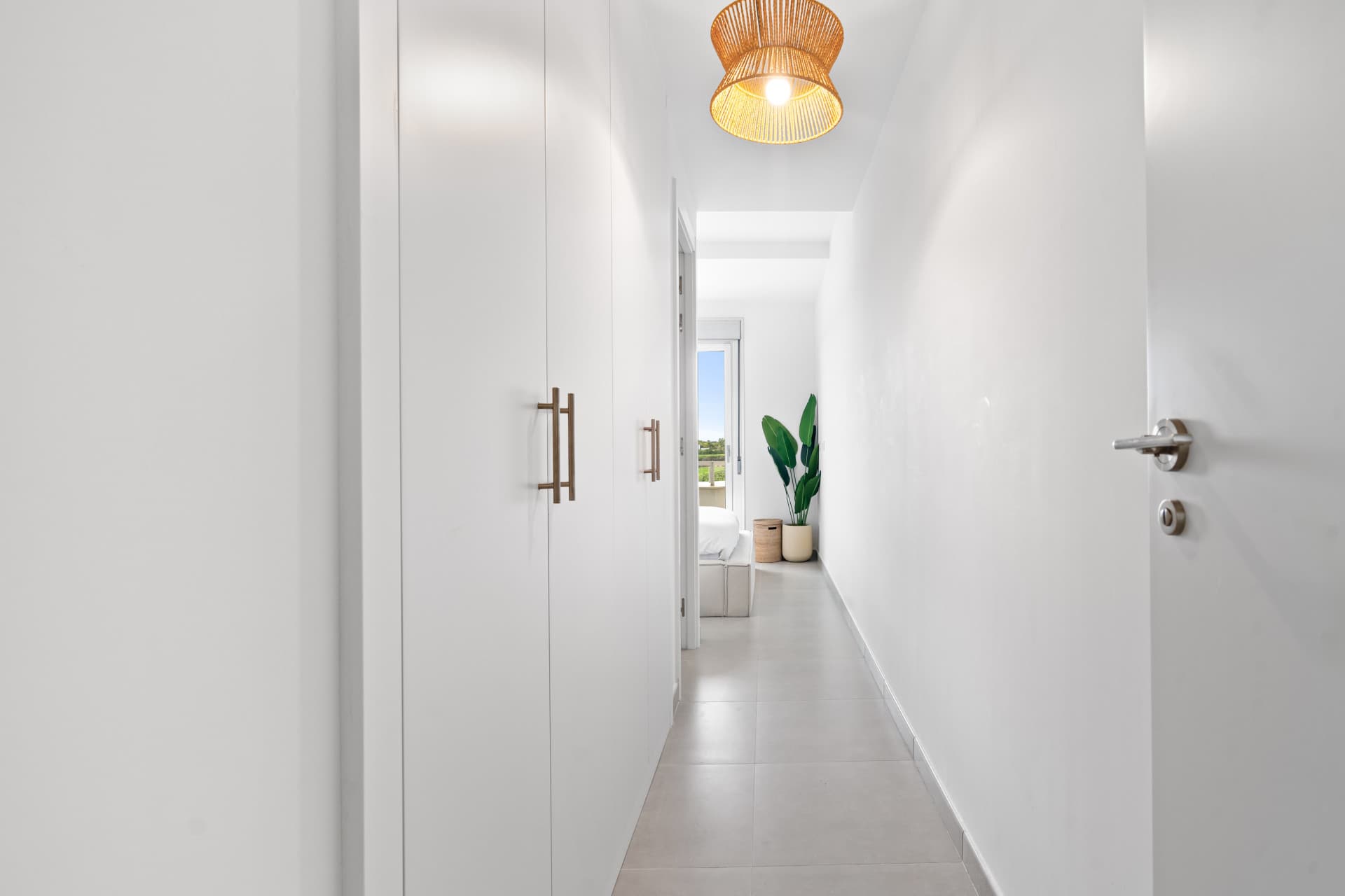 Brand New 3-Bedroom Apartment with Sea & Mountain Views – New Golden Mile