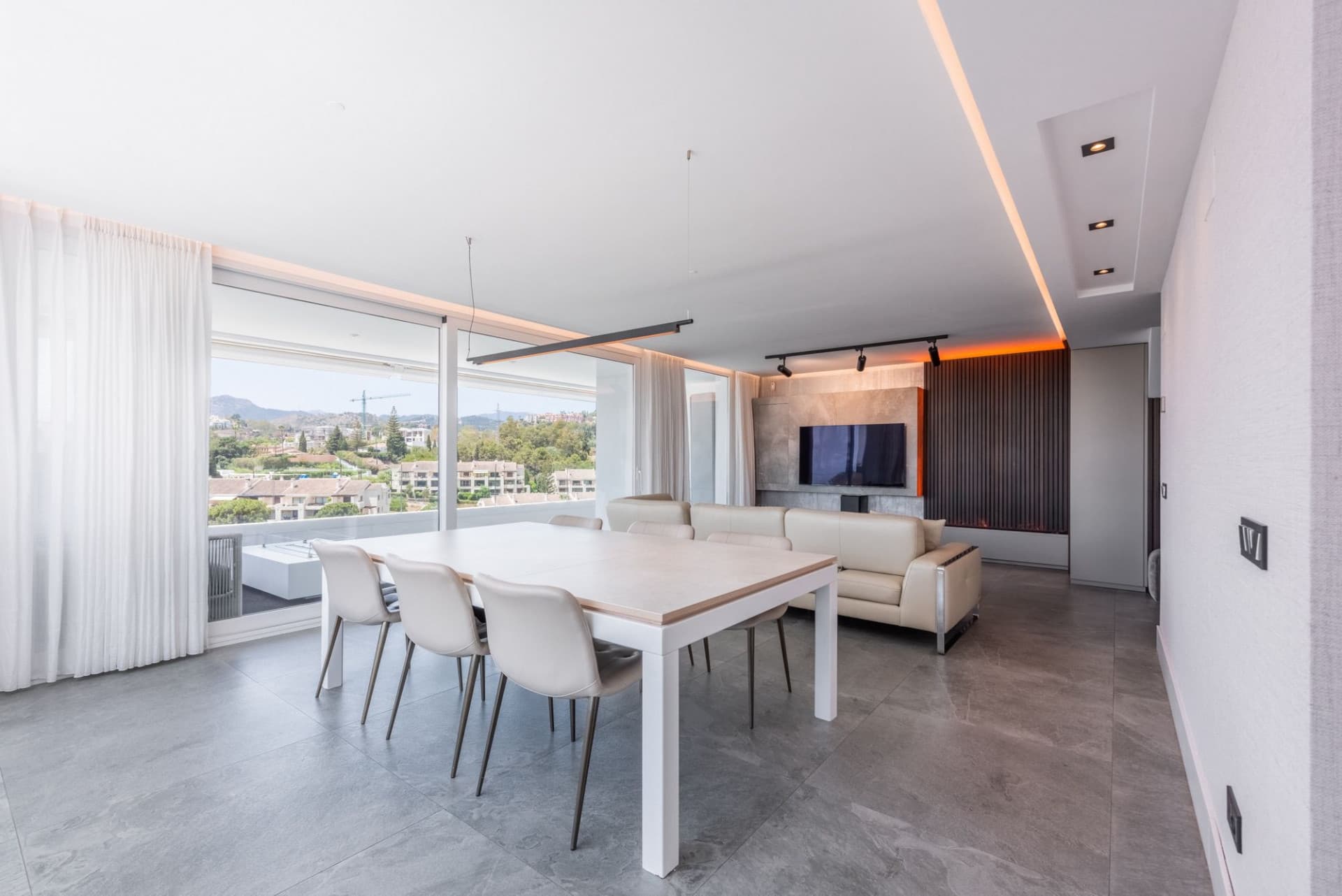 Duplex penthouse in Le Caprice, La Quinta