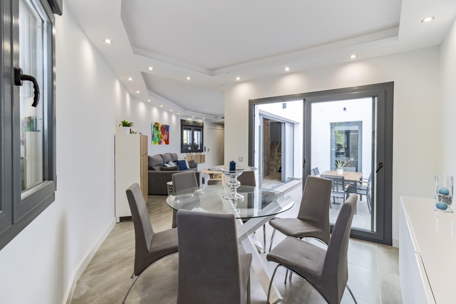 Charming Villa for Sale in San Pedro de Alcántara, Marbella!