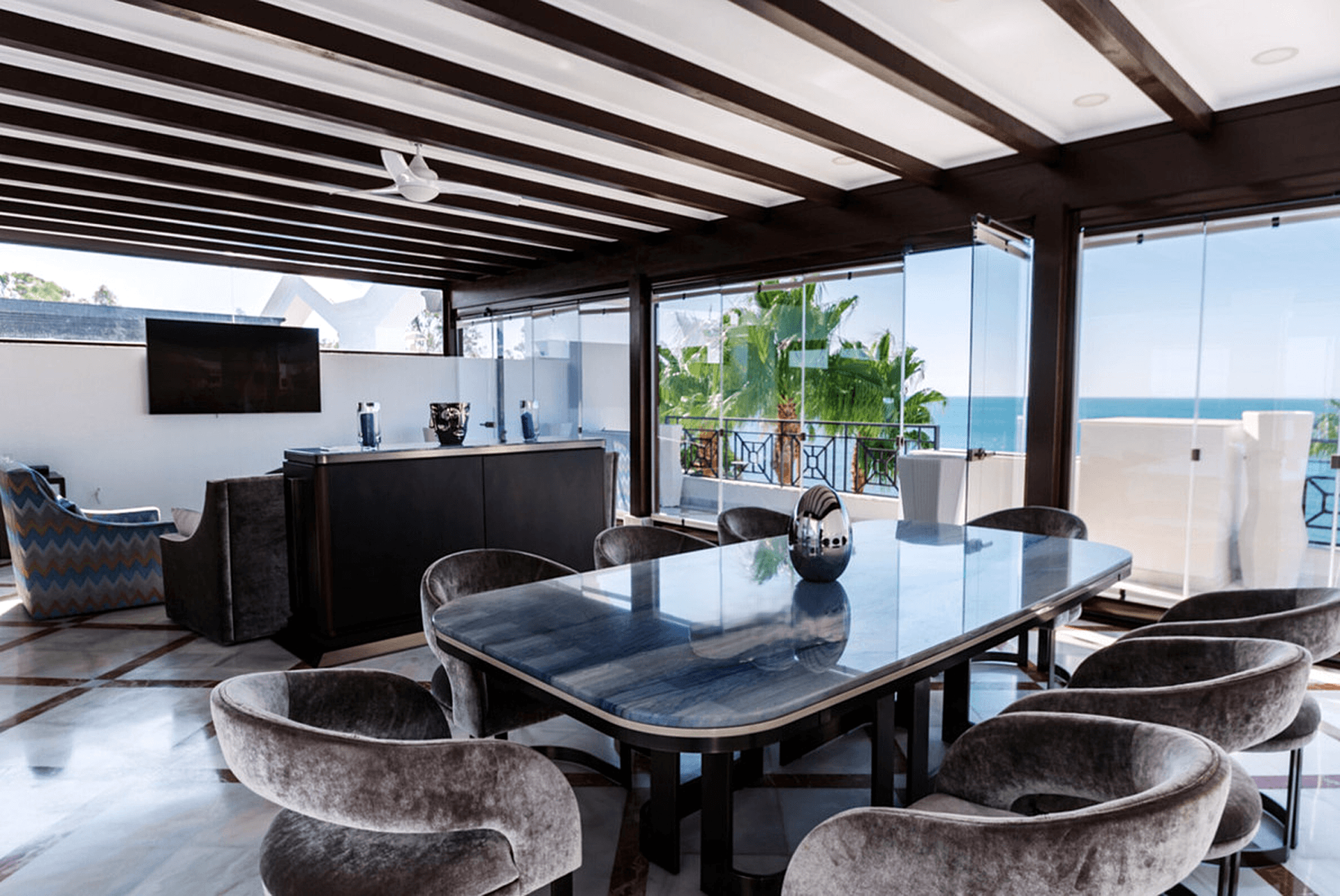 Estepona – Luxury Duplex Penthouse with Private Rooftop Solarium and open sea views