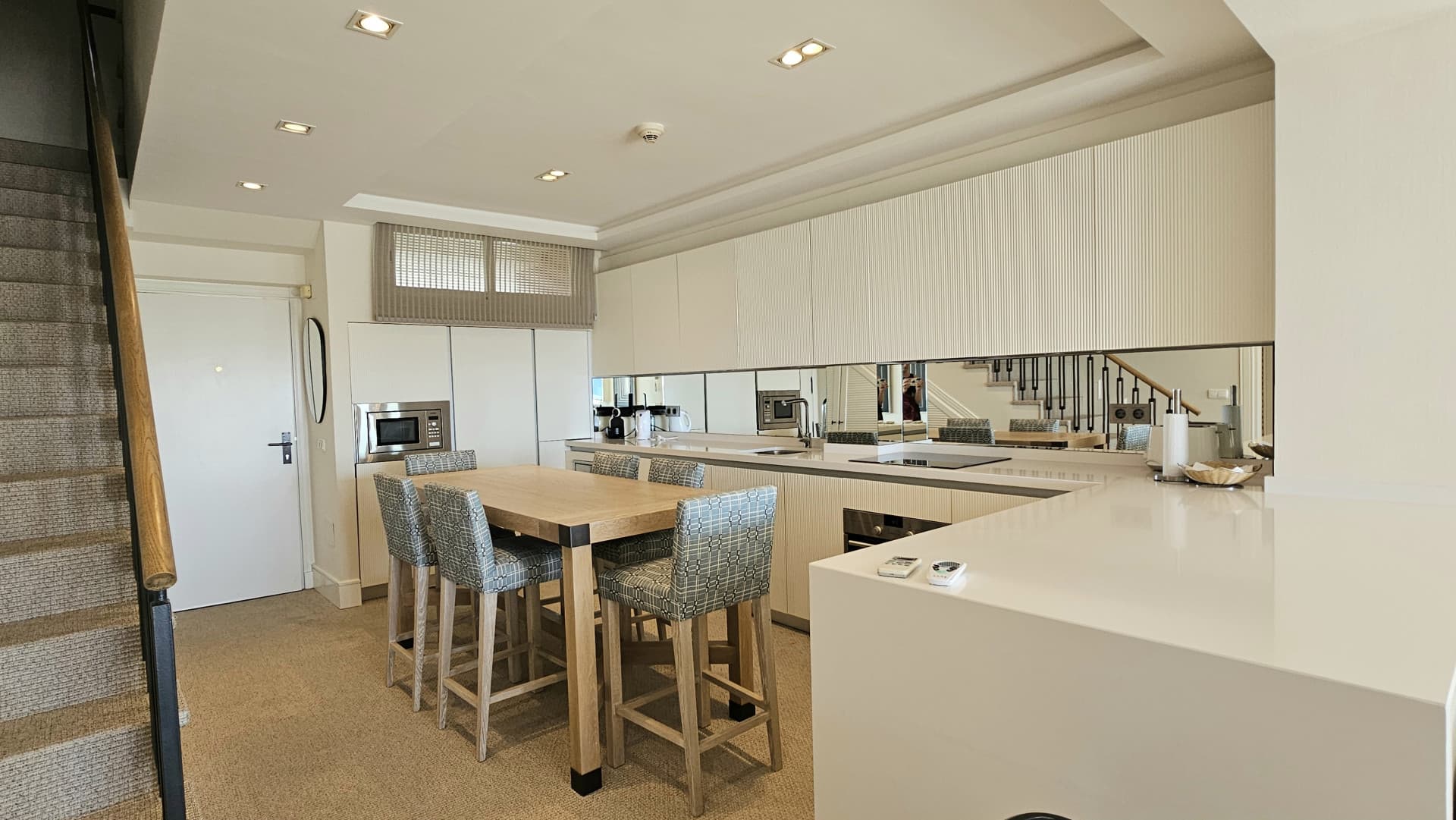Stunning Duplex Penthouse with Private Pool – Marina Mariola, Marbella