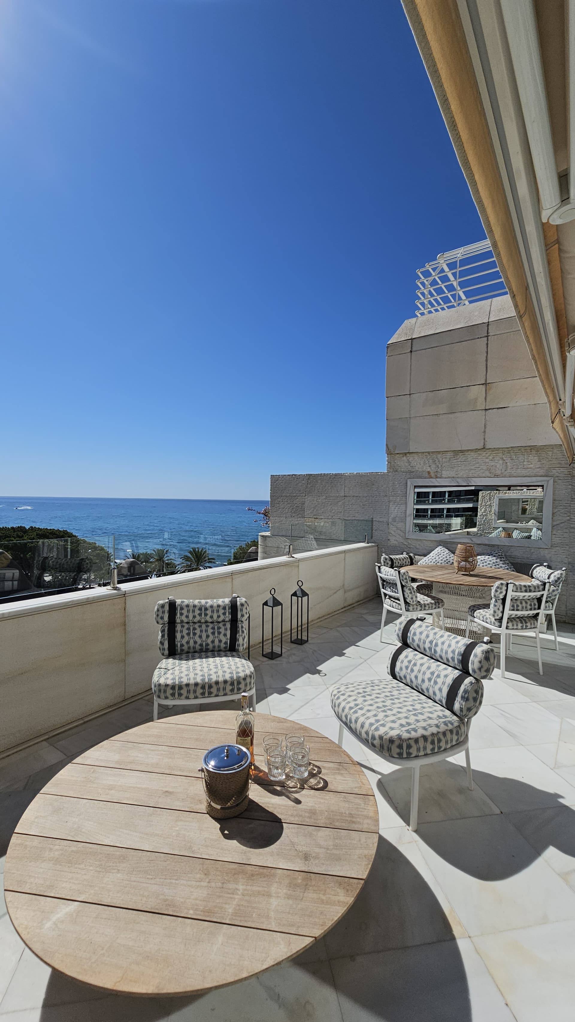 Stunning Duplex Penthouse with Private Pool – Marina Mariola, Marbella