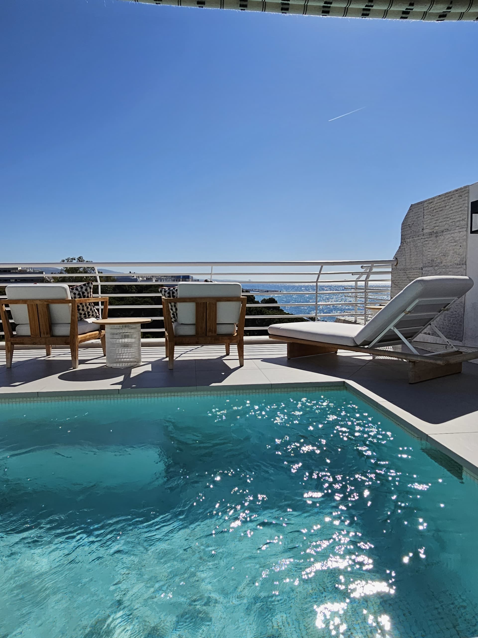 Stunning Duplex Penthouse with Private Pool – Marina Mariola, Marbella